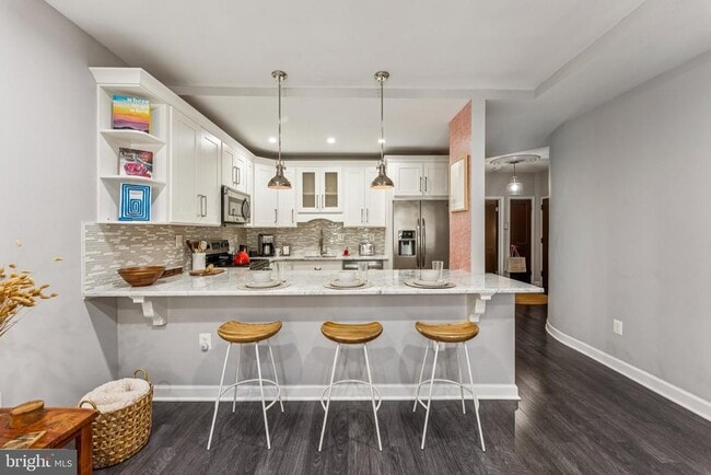 property at 1833 California St NW