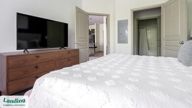 10051 Perimeter Station Dr, Unit 2-319 in Charlotte, NC - Foto de edificio - Building Photo