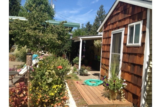 Garden Row Apartments in Portland, OR - Building Photo - Building Photo