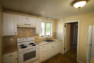 11 Nixon Ave in Worcester, MA - Building Photo - Building Photo