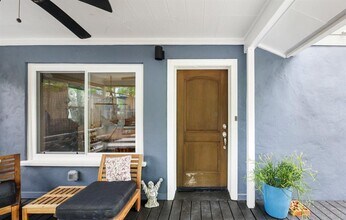 1208 Delano St in Austin, TX - Building Photo - Building Photo