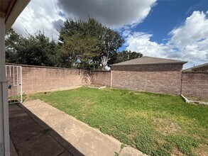 16103 Camino Del Sol Dr in Houston, TX - Building Photo - Building Photo