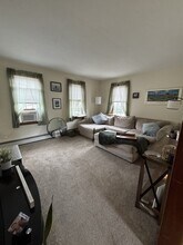 227 Wood St in Hopkinton, MA - Building Photo - Building Photo