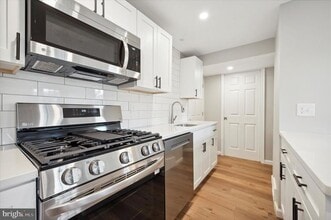 137 E Laughead Ave in Linwood, PA - Building Photo - Building Photo