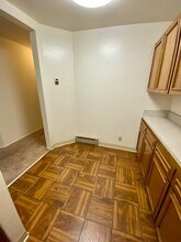 58 N El Camino Real, Unit 214 in San Mateo, CA - Building Photo - Building Photo