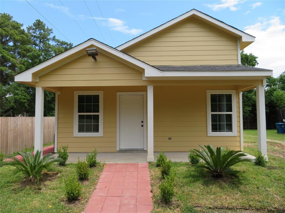 5403 Farley Dr-Unit -A in Houston, TX - Foto de edificio