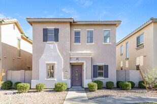 14093 W Country Gables Dr in Surprise, AZ - Building Photo