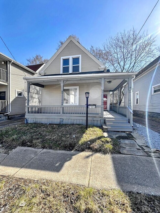 2355 E 86th St in Cleveland, OH - Building Photo - Building Photo