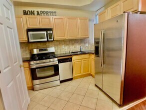 3481 KENNEDY Blvd in Jersey City, NJ - Building Photo - Building Photo