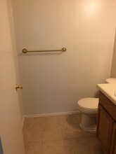 4 Carriage Ln, Unit carriage lane in Englishtown, NJ - Building Photo - Building Photo