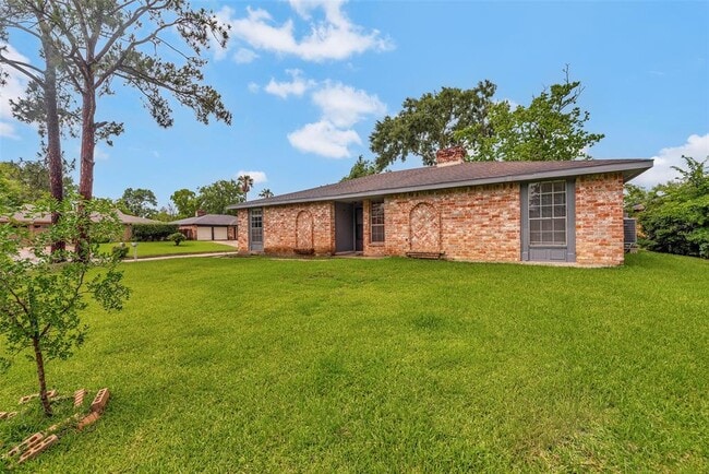 16603 Tibet Rd in Friendswood, TX - Building Photo - Building Photo