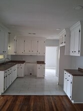 611 Avalon Rd in Jackson, MS - Building Photo - Building Photo