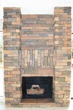 2127 Manor Green Dr in Houston, TX - Building Photo - Building Photo