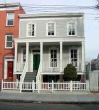 234 2nd St, Unit 3 in Jersey City, NJ - Building Photo - Building Photo