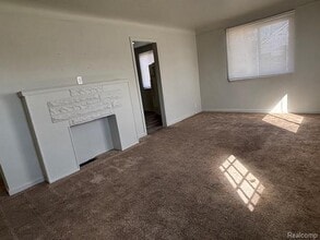 18391 Masonic in Fraser, MI - Building Photo - Building Photo