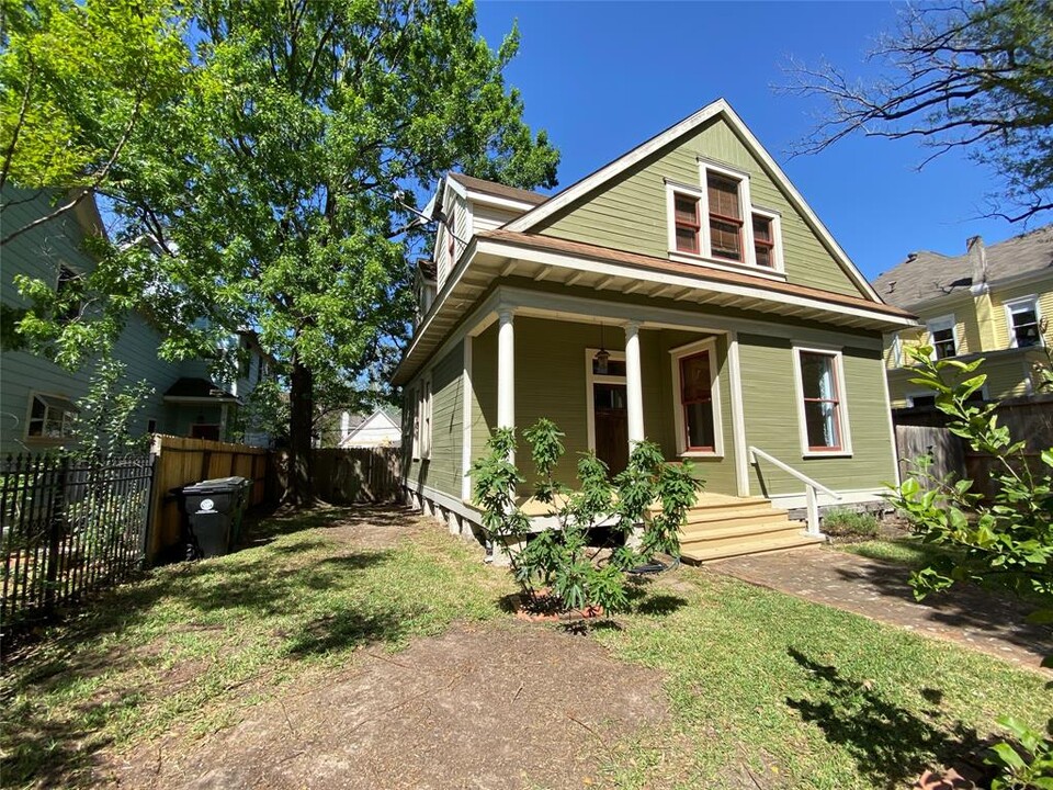 433 Harvard St in Houston, TX - Foto de edificio