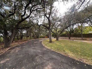 1302 Ridgecrest Dr in Austin, TX - Building Photo - Building Photo