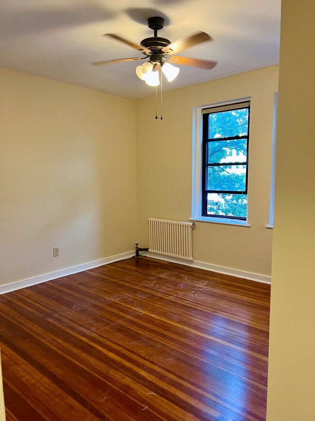 1400 Commonwealth Ave, Unit 6 in Boston, MA - Building Photo - Building Photo