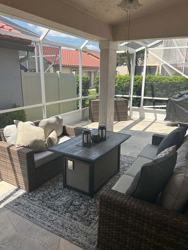 11583 Colonnade Dr in Boynton Beach, FL - Building Photo - Building Photo