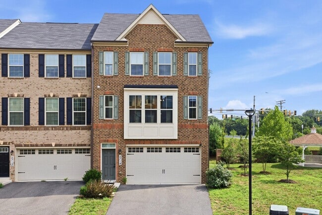 property at 5714 Richmanor Terrace