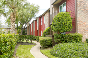 The Wilcox Apartments