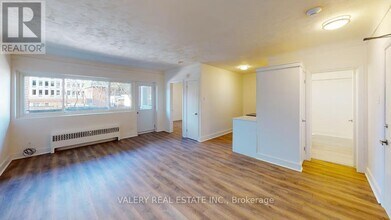 50 Selkirk St in Ottawa, ON - Building Photo - Building Photo