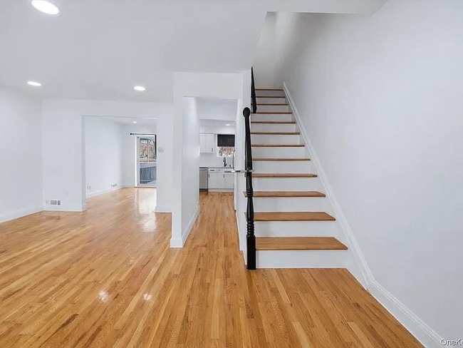 252 Brinsmade Ave in Bronx, NY - Building Photo - Building Photo