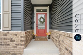 4900 Sir Sagamore Dr in Richmond, VA - Foto de edificio - Building Photo