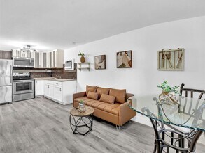 1101 NE 14th Ave in Fort Lauderdale, FL - Building Photo - Building Photo