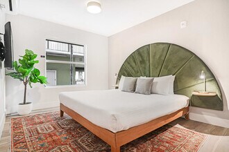 4025 Indian Creek Dr in Miami Beach, FL - Building Photo - Building Photo
