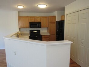 1992 E 102nd Cir in Thornton, CO - Building Photo - Building Photo