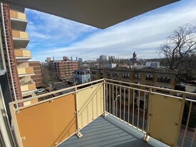 Harvard Towers in Cambridge, MA - Building Photo