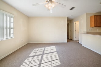 537 Paulling Dr in Leesburg, FL - Building Photo - Building Photo