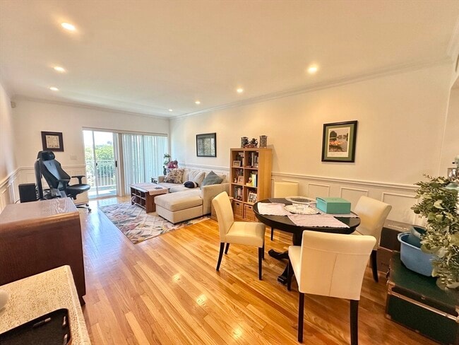 property at 231 Coolidge Ave