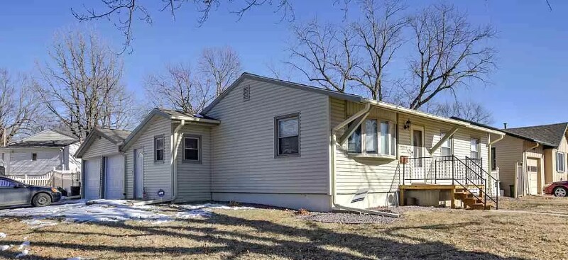 12180 Pedersen Dr in Omaha, NE - Building Photo