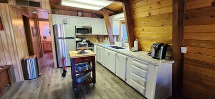 14412 Yosemite Ct in Pine Mountain Club, CA - Building Photo - Building Photo