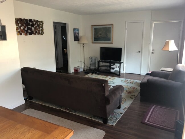 1200 Robbins Run Ct, Unit 1206