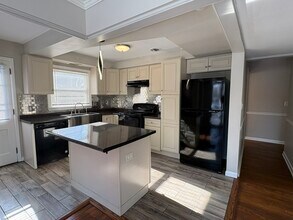 989 Keystone Dr in Cleveland Heights, OH - Building Photo - Building Photo