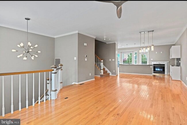 6650 Dunwich Way in Alexandria, VA - Building Photo - Building Photo