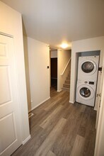 5709 Sapphire Loop in Anchorage, AK - Building Photo - Building Photo