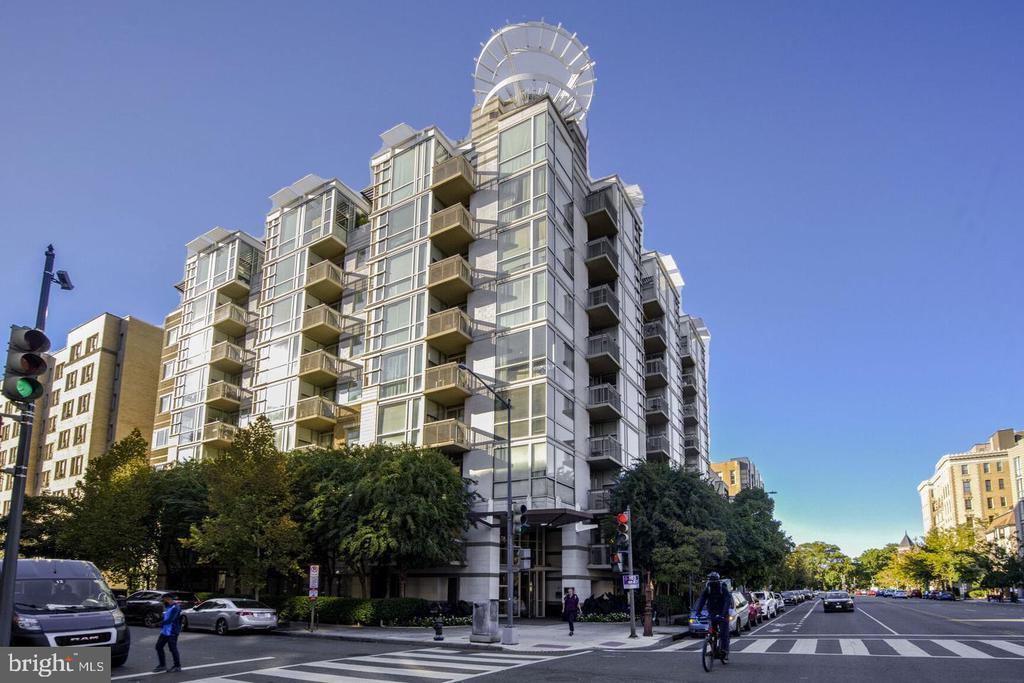 1300 13th St NW in Washington, DC - Building Photo