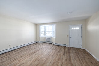 Parkside Gables in Stamford, CT - Foto de edificio - Interior Photo