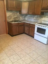 114-116 Spruce St in Olyphant, PA - Building Photo