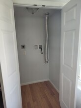 155 Farm Ln, Unit B in Portsmouth, NH - Foto de edificio - Building Photo