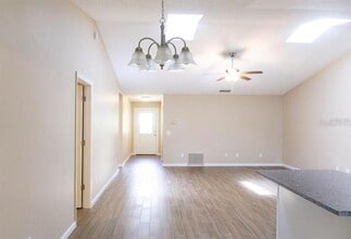 36 Rainstone Ln in Palm Coast, FL - Building Photo - Building Photo