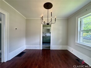 1376 W Hancock Ave in Athens, GA - Building Photo - Building Photo