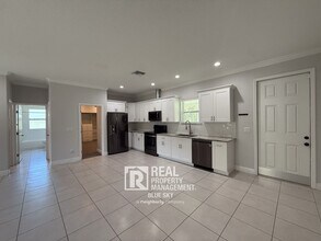 30129 Sheron Dr in Wesley Chapel, FL - Building Photo - Building Photo