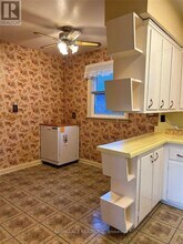 129 Confederation Dr in Toronto, ON - Building Photo - Building Photo