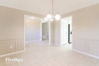 2303 Prestwick Dr in League City, TX - Building Photo - Building Photo