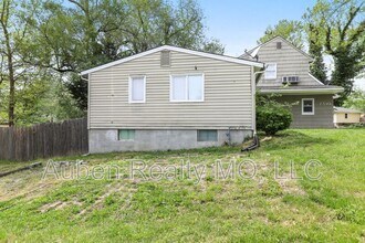 7510 Manchester Ave in Kansas City, MO - Building Photo - Building Photo
